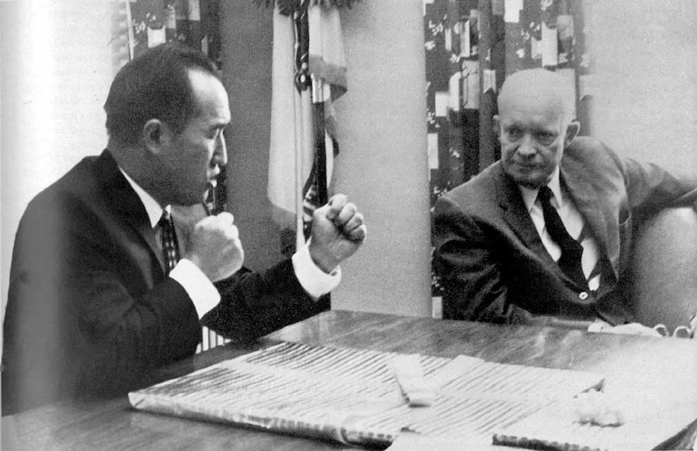 Father speaking with Dwight D. Eisenhower (U.S. president 1953–1961) on June 25, 1965, the fifteenth anniversary of the outbreak of the Korean War