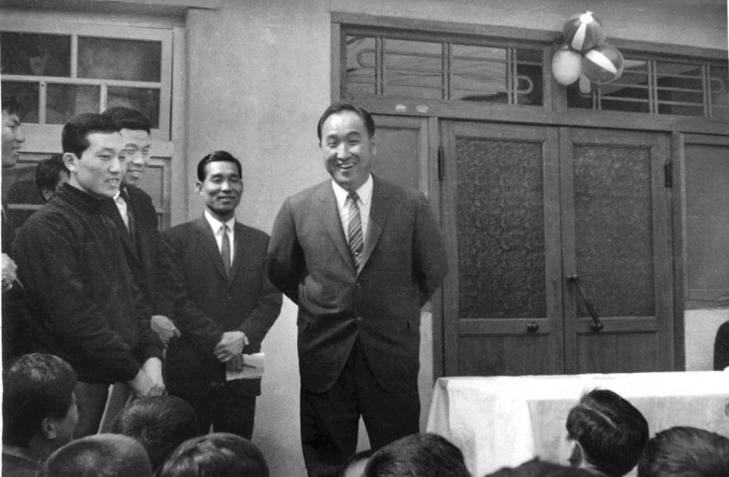 Father speaking to members in Gwangju