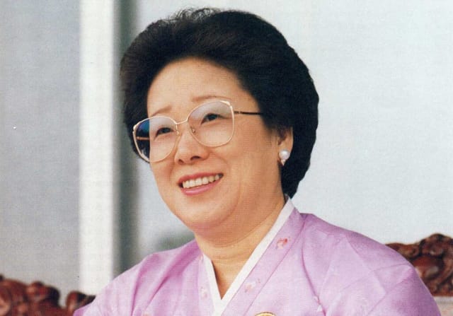 Dr. Hak Ja Han Moon
